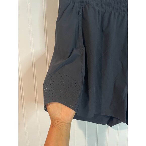 Athleta Hustle 3" Short 2X Featherweight Stretch Black Recycled - Picture 3 of 16